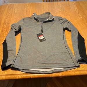 Nikepro Hyperwarm Large women’s top.